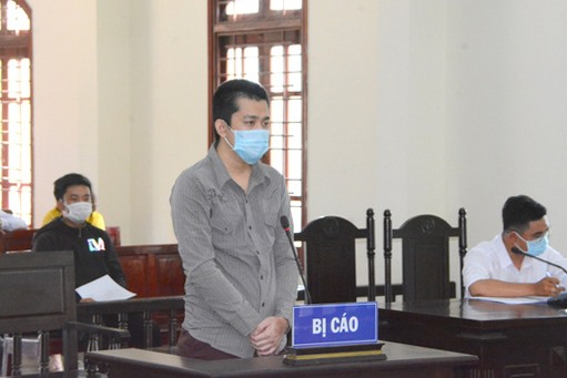 Bị cáo Trần Bá Trung tại phiên tòa: Ảnh: H.N.