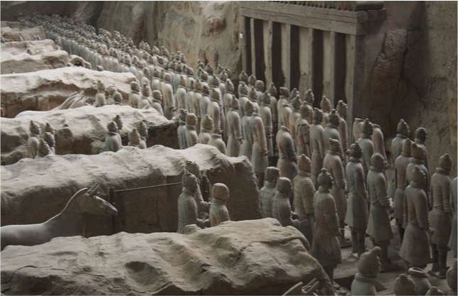 Đội quân đất nung trong lăng mộ Tần Thủy Hoàng. Ảnh: AFP