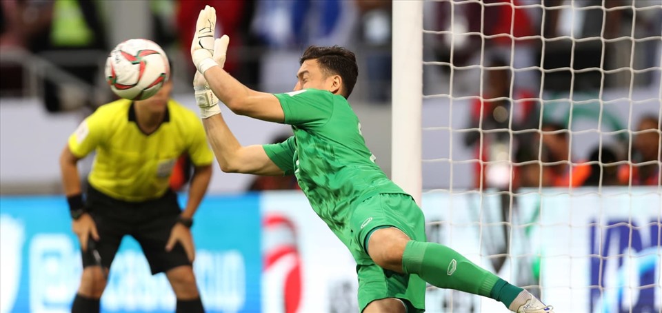 Đặng Văn Lâm (450 phút): Thủ môn Đặng Văn Lâm thi đấu trọn vẹn 5/5 trận đã qua của tuyển Việt Nam. Anh chứng tỏ phong độ xuất sắc bằng việc chỉ để thủng lưới 1 bàn, với bàn thua ở trận thắng Indonesia 3-1.