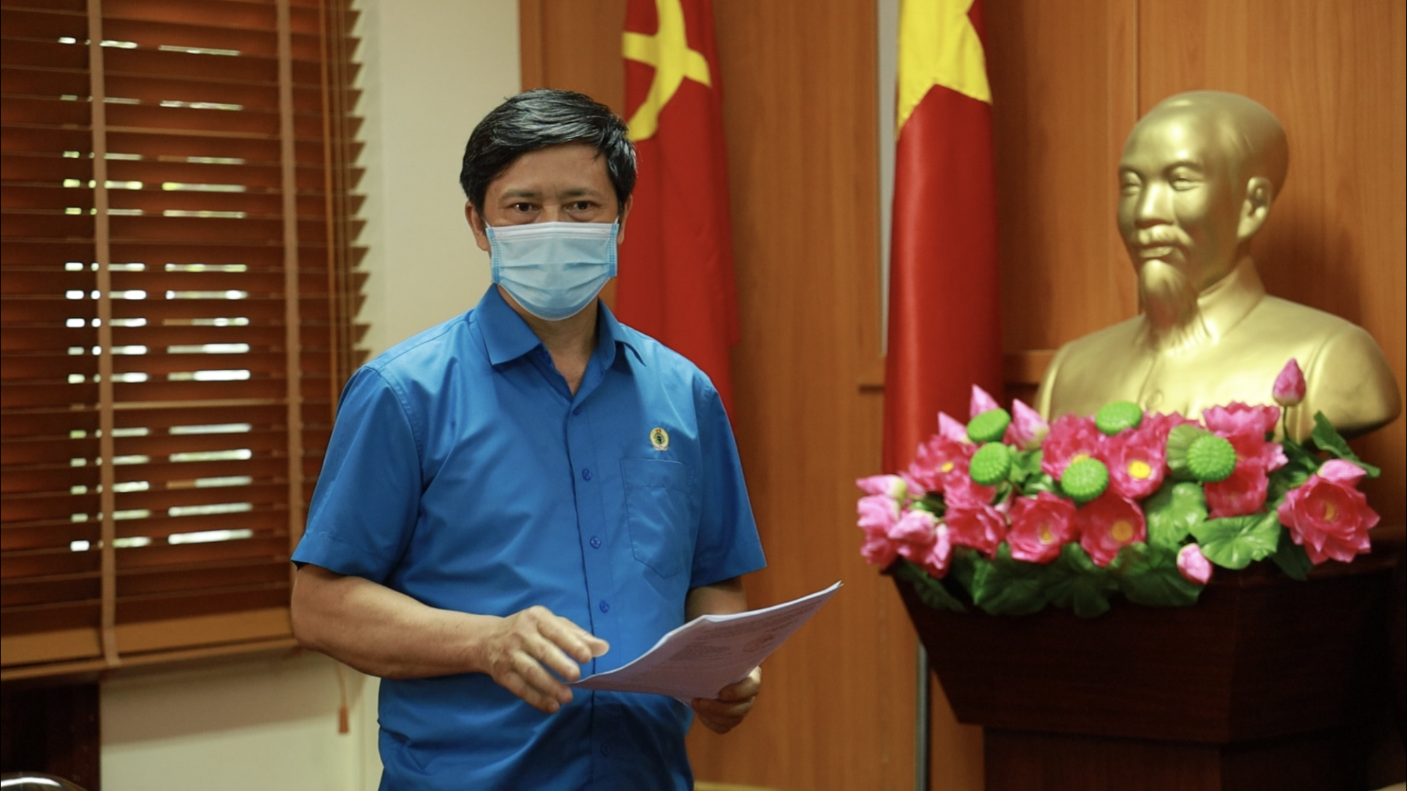 Ông Nguyễn Văn Cảnh, Chủ tịch Liên đoàn Lao động tỉnh Bắc Giang phát biểu tại buổi trao hỗ trợ. Ảnh: Hải Nguyễn