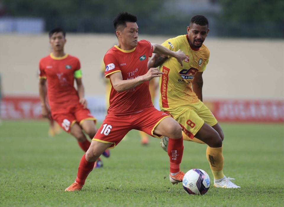 Jose Pinto ghi bàn thắng duy nhất giúp Thanh Hoá đánh bại Sông Lam Nghệ An. Ảnh: P.T