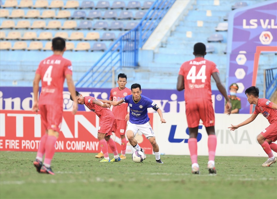 Hà Nội đang có nhiều cơ hội vào Top 6 V.League 2021.Ảnh: Hoài Thu