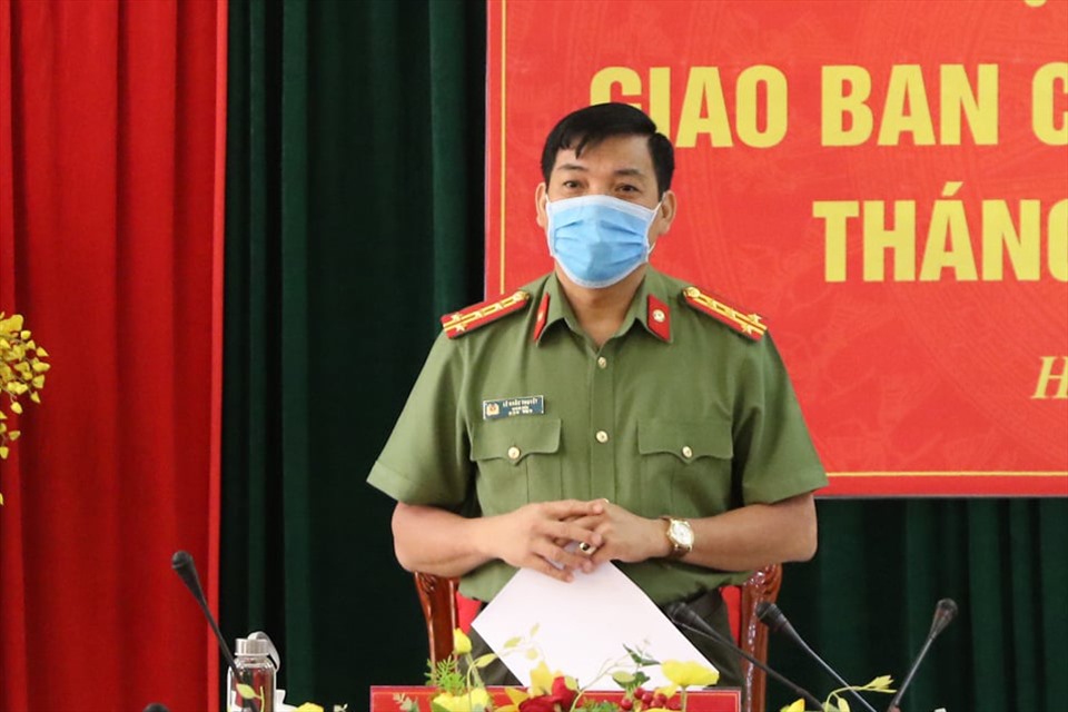 Đại tá Lê Khắc Thuyết - Giám đốc Công an tỉnh Hà Tĩnh phát biểu chỉ đạo tại hội nghị. Ảnh: CA.