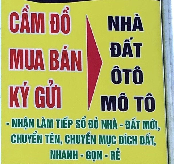 Ông biển hiệu kinh doanh của ông Đ.C.T nhận làm các thủ tục nhà đất. Ảnh: Nhật Hồ