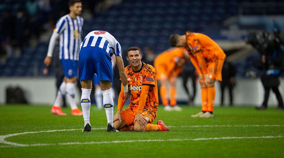 Juventus và Cristiano Ronaldo hẳn rất muốn luật bàn thắng sân khách bị hủy bỏ. Ảnh: AFP