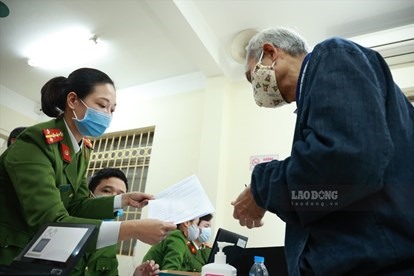 Lệ phí cấp CCCD giảm 50%. Ảnh: Hải Nguyễn