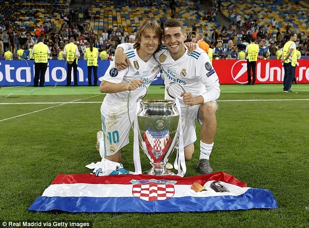 Kovacic và đồng hương Luka Modric từng có 3 năm liên tiếp vô địch Champions League ở Real Madrid. Ảnh: Real Madrid