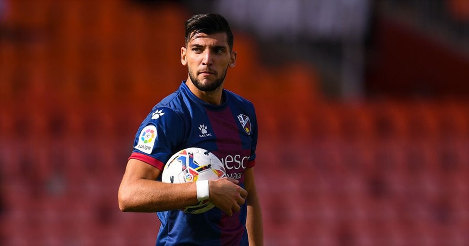 11. Rafa Mir (Tiền đạo - Huesca): 12 bàn thắng