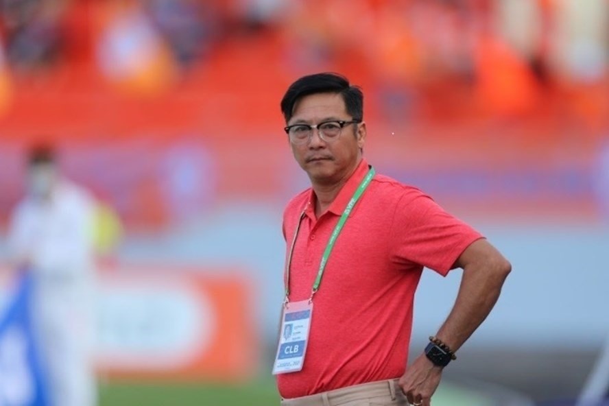 Huấn luyện viên Lê Huỳnh Đức chia tay Đà Nẵng sau quãng thời gian rất dài gắn bó với đội bóng. Ảnh: Duy Nam.