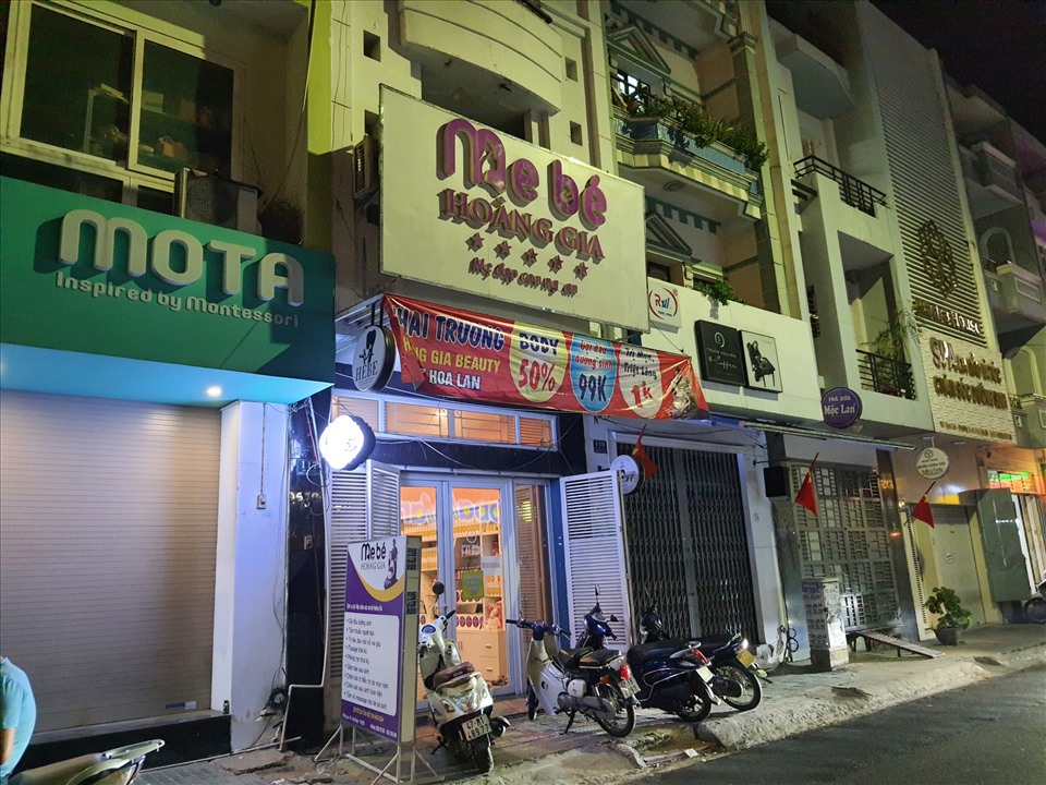 Trên đường Hoa Lan, một
