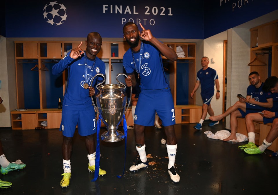 Hàng phòng ngự Chelsea xứng đáng được tôn vinh,
