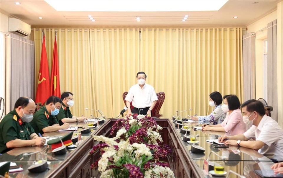 Chủ tịch UBND TP.Hà Nội Chu Ngọc Anh phát biểu tại buổi kiểm tra. Ảnh HN