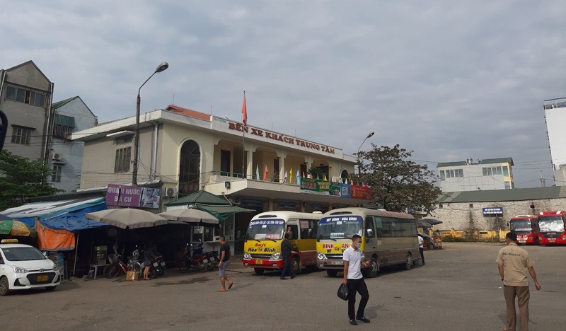 Bến xe khách trung tâm TP.Hòa Bình. Ảnh: Minh Nguyễn