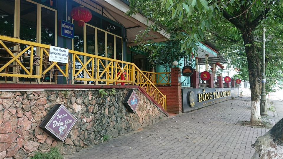 Các quán Cafe tập trung đông khách cũng tạm dừng hoạt động.
