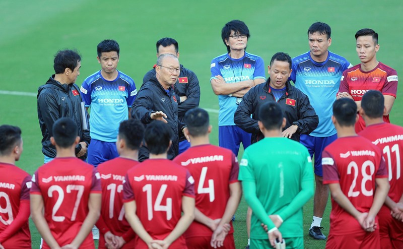 Huấn luyện viên Park Hang-seo đang được tập trung 37 cầu thủ Đội tuyển chọn nước ta. Ảnh: VFF