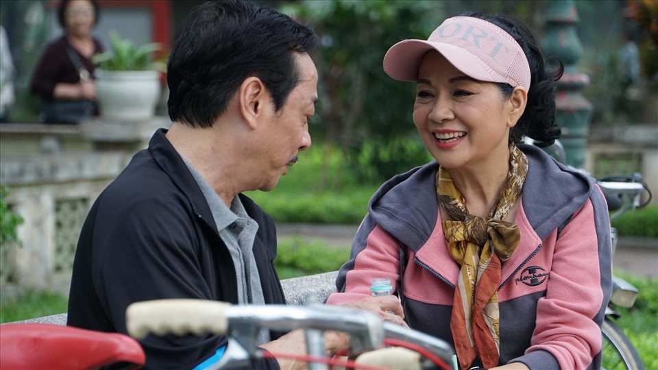 Nghệ sĩ Minh Phương trong phim “Trở về giữa yêu thương“. Ảnh: CMH