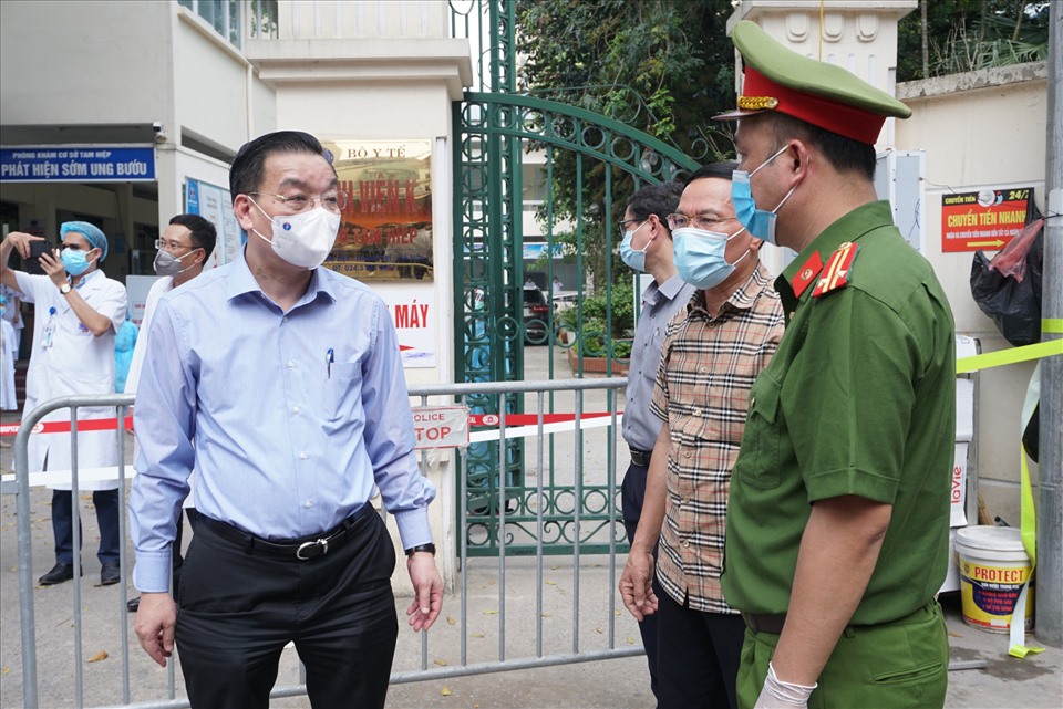 Sáng cùng ngày, Chủ tịch Hà Nội cũng đã kiểm tra Bệnh viện K cơ sở Tam Hiệp.