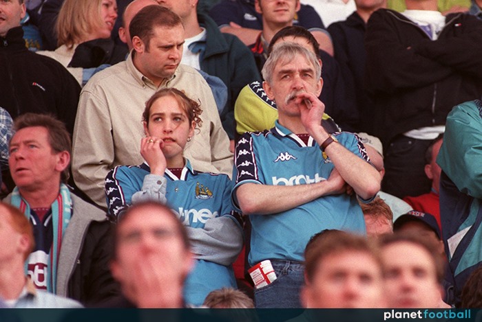 Hè 1998 là một trong những khoảnh khắc buồn nhất với cổ động viên của Man City. Ảnh: Premier League