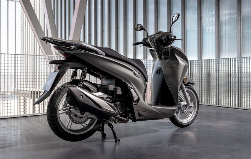 Kawasaki phát triển xe côn tay thể thao đấu Honda Winner Yamaha Exciter