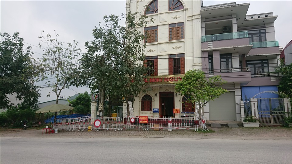Khách sạn Như Nguyệt 2, nơi cách ly chuyên gia nước ngoài tại TP. Yên Bái có 4 ca mắc COVID-19 từ chuyên gia Ấn Độ và 1 ca từ nhân viên khách sạn.