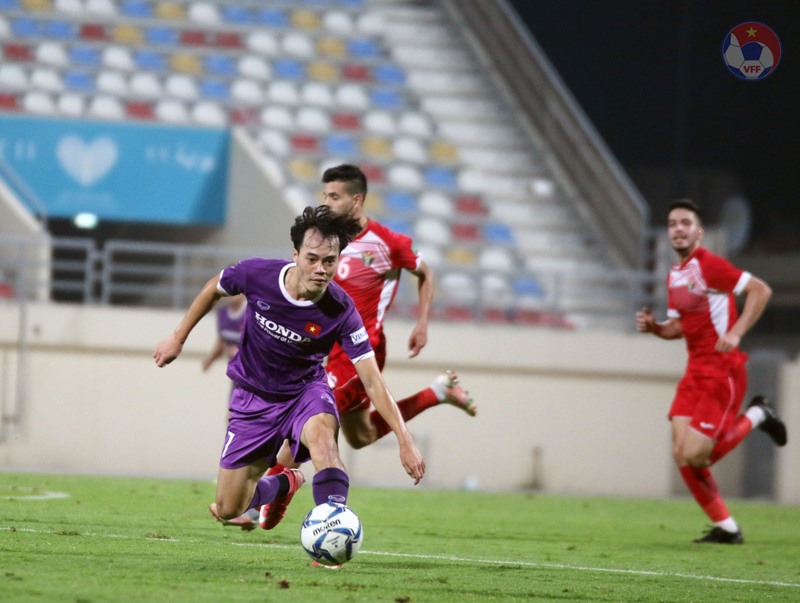 Văn Toàn đã thi đấu 5 trận ở Vòng loại World Cup 2022. Ảnh: VFF