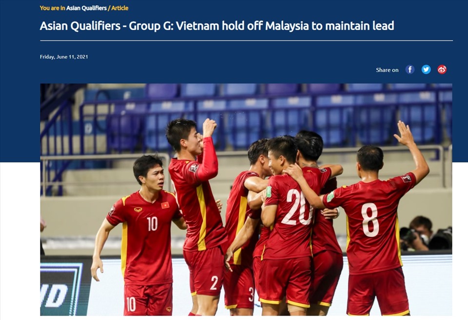 Đội tuyển Việt Nam: Cùng nhau cổ vũ cho đội tuyển Việt Nam trong những trận đấu gay cấn và hào hứng nhất. Những hình ảnh của đội tuyển Việt Nam trên sân cỏ sẽ luôn khiến bạn phấn khích và đầy cảm xúc. Hãy xem những bức hình này và cảm nhận sự kiêu hãnh và tự hào trong tâm hồn.