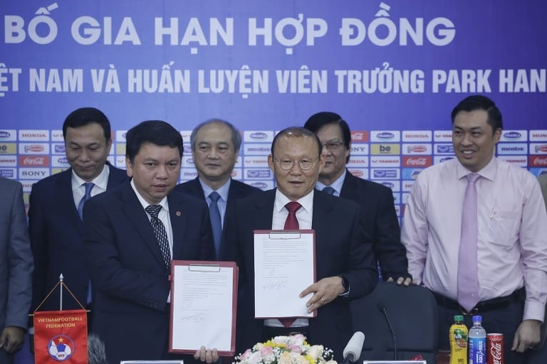 Hợp đồng của ông Park Hang-seo với VFF còn thời hạn đến 31.1.2022 và ông cam kết hoàn tất đúng hợp đồng như cam kết. Ảnh: VFF.