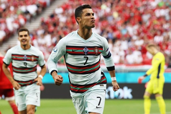 Ronaldo xác lập hàng loạt kỷ lục sau trận thắng 3-0 trước ở EURO 2020. Ảnh: UEFA
