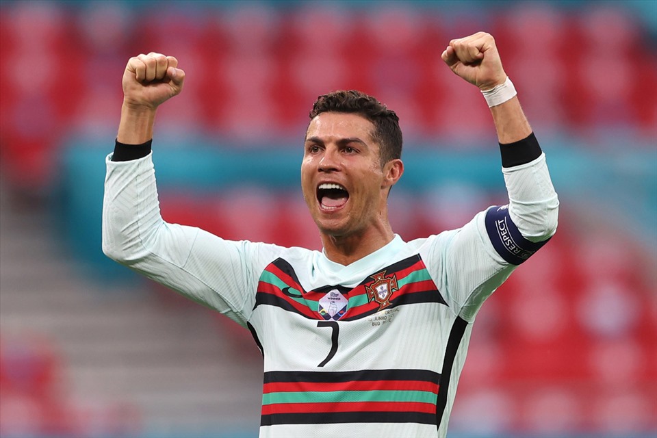 “Bàn thắng đẹp nhất luôn là bàn thắng tiếp theo“, Ronaldo. Ảnh: UEFA.