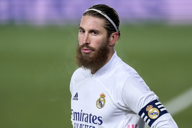 Ở tuổi 35, phong độ của Sergio Ramos đã có dấu hiệu giảm sút nên Real Madrid không “mặn mà” trong việc giữ chân hậu vệ người Tây Ban Nha. Ảnh: AFP