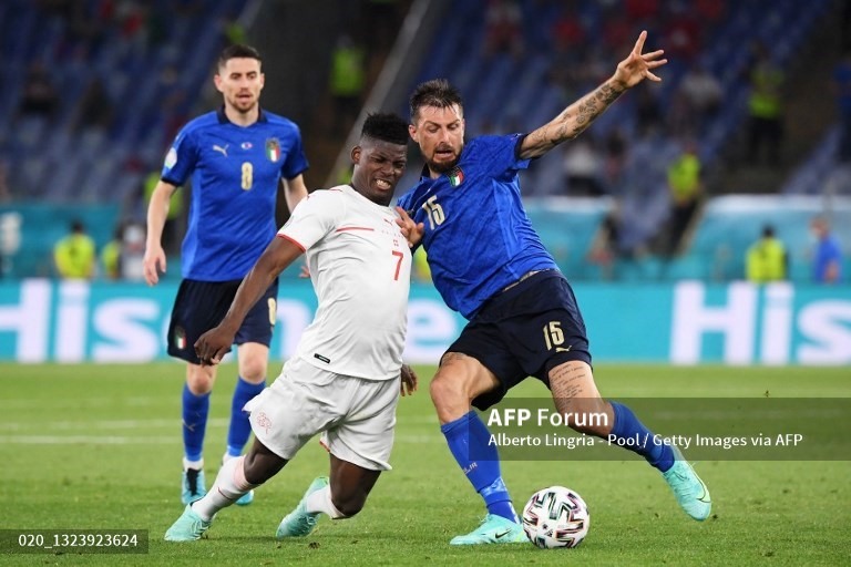 Acerbi và kì Euro đầu tiên khoác áo tuyển Italia. Ảnh: AFP