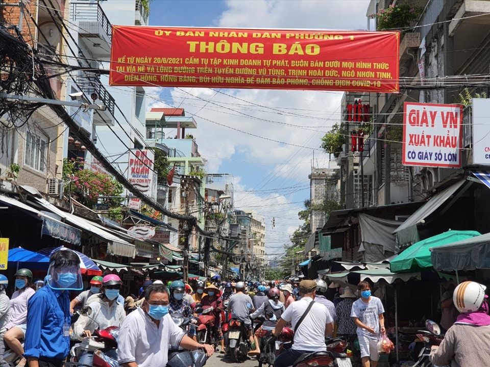 Tăng cường kiểm tra kiểm soát tình hình buôn bán hàng nhập lậu hàng giả  trên địa bàn tỉnh