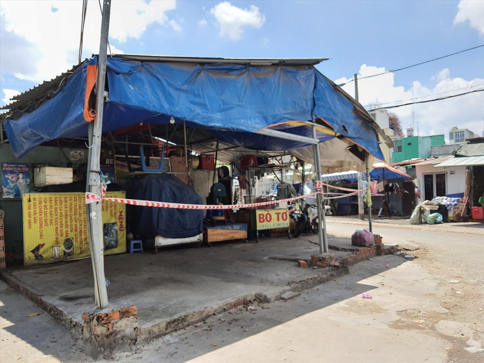 Chợ tự phát đường Trần Khát Chân (gần cầu Trần Quang Khải), phường Tân Định, quận 1 không còn cảnh mua bán nhộn nhịp