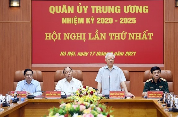 Tổng Bí thư Nguyễn Phú Trọng, Bí thư Quân ủy Trung ương chủ trì Hội nghị Quân ủy Trung ương, nhiệm kỳ 2020 - 2025 lần thứ nhất. Ảnh VGP