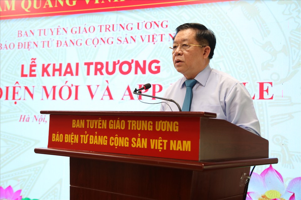 Bí thư Trung ương Đảng, Trưởng Ban Tuyên giáo Trung ương Nguyễn Trọng Nghĩa phát biểu.