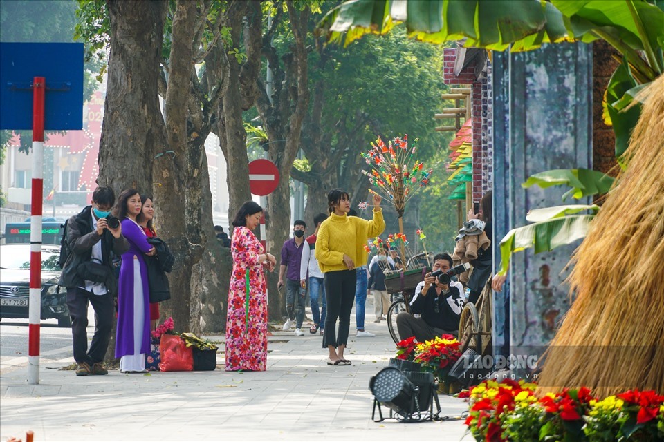 Trong 6 tháng năm 2021, Hà Nội đón khoảng 2,9 triệu lượt khách.