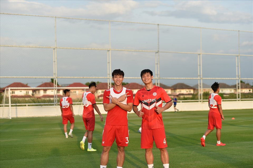 Câu lạc bộ Viettel trong buổi tập chiều 23.6. Ảnh: Viettel FC