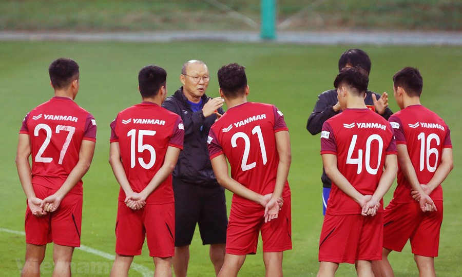 Huấn luyện viên Park Hang-seo có thể được giảm tải áp lực ở U22 Việt Nam khi SEA Games 31 thay đổi thời gian tổ chức. Ảnh: VFF