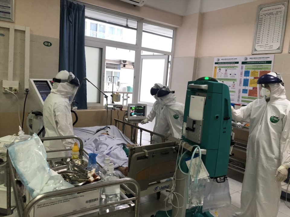 Phòng điều trị bệnh nhân mắc COVID-19 tại bệnh viện đa khoa Đức Giang được trang bị đầy đủ máy móc, thiết bị y tế hiện đại. Ảnh: T&T Group