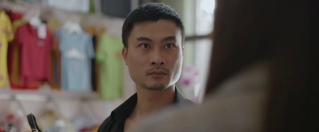 Diễn viên Duy Hưng trong phim “Mùa hoa tìm lại“. Ảnh: CMH