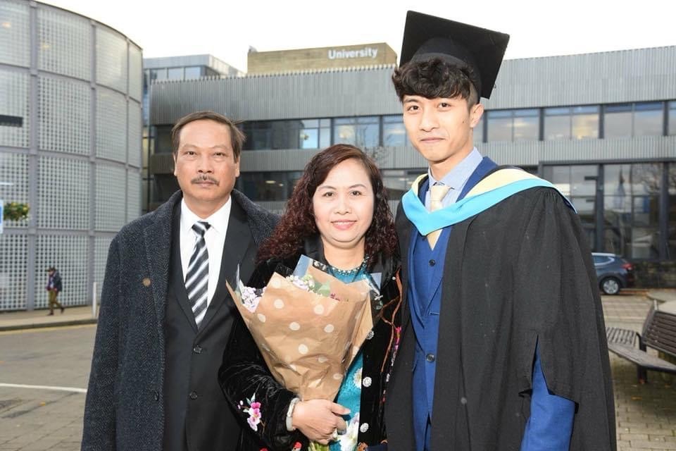 Nguyễn Tuấn Anh tốt nghiệp tại ngôi trường đáng mơ ước