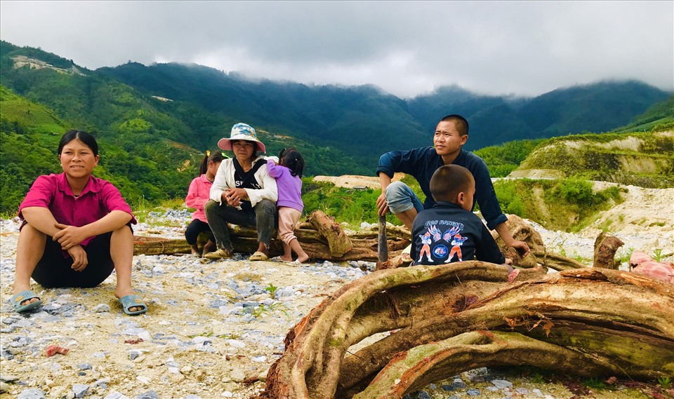 Họ chính là những “nghệ nhân” chân chất đã tạo nên một huyền tích Hoàng Su Phì tuyệt đẹp như ngày hôm nay.