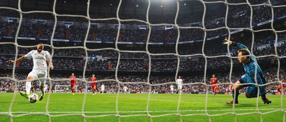 Trên hành trình giành cú “La Decima” - chức vô địch Châu Âu thứ 10, Benzema ghi bàn thắng quan trọng trên sân Bernabeu, giúp Real Madrid thắng 1-0 ở trận lượt đi trước Bayern Munich.