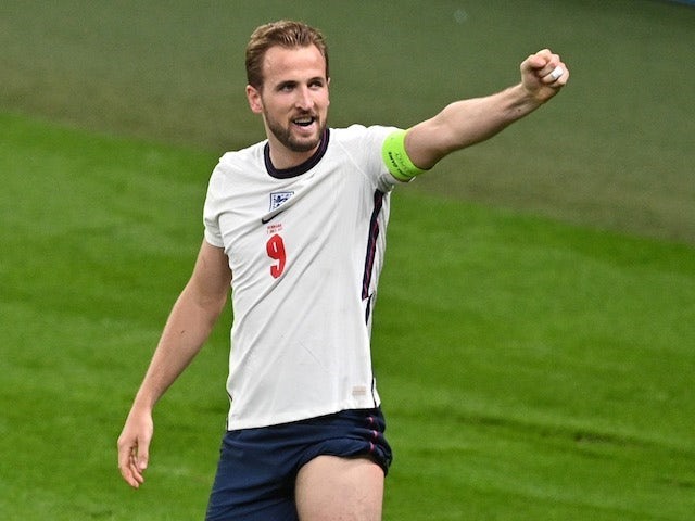 Tiền đạo (Harry Kane, Anh): Harry Kane đã ghi 4 bàn, đều đến ở giai đoạn knock-out. Tỉ lệ dứt điểm thành bàn của anh là 27%, chỉ kém Karim Benzema (30%) và Goran Pandev (50%).