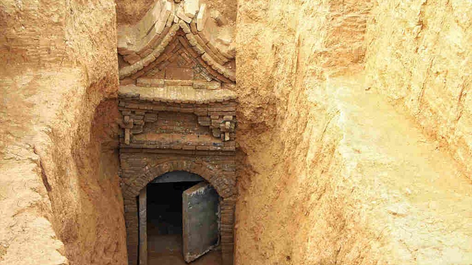 12 ngôi mộ được khai quật ở vùng ngoại ô phía đông của tỉnh Sơn Đông. Ảnh: Xinhua/CFP