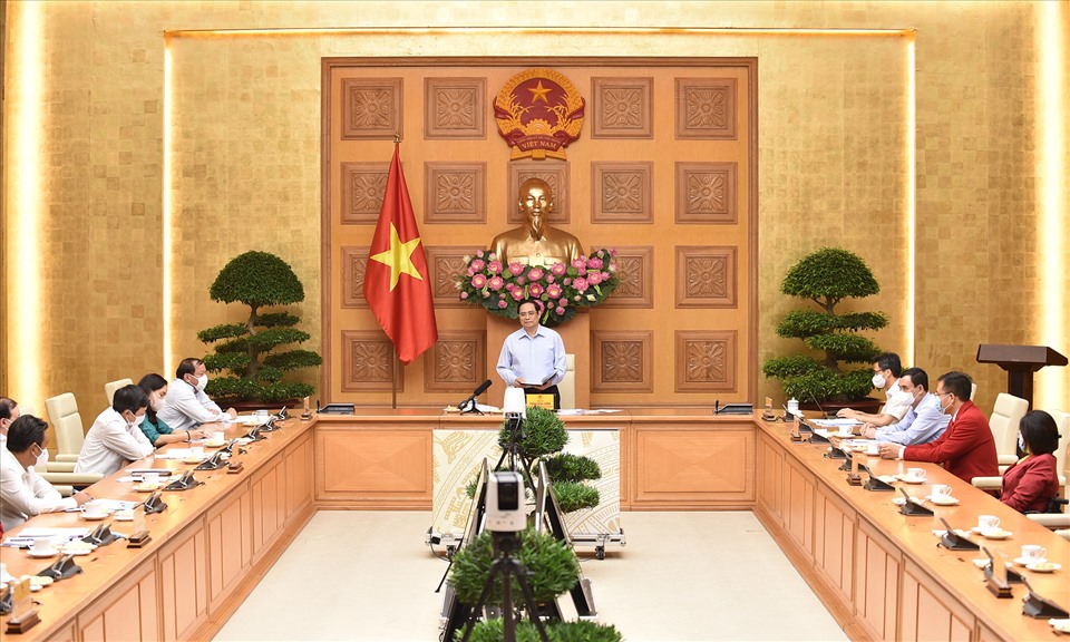 Thủ tướng Phạm Minh Chính phát biểu tại buổi làm việc. Ảnh Nhật Bắc