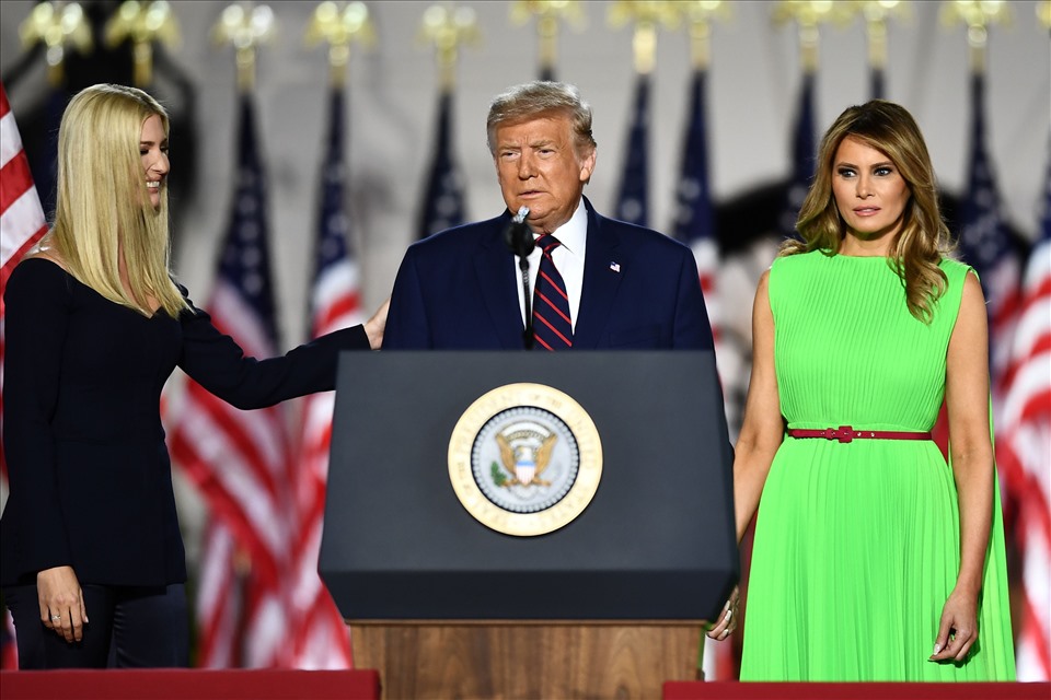 Vợ chồng ông Donald Trump và bà Melania Trump. Ảnh: AFP