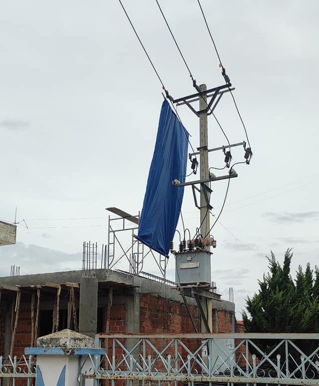 Công trình xây dựng vi phạm an toàn lưới điện ở Đà Nẵng. Ảnh: Ngọc Thạch