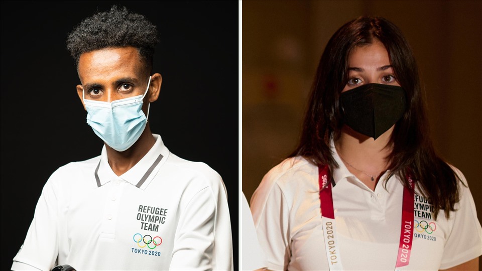 Yusra Mardini và Tachlowini Gabriyesos, 2 thành viên cầm cờ cho Đội Olympic tị nạn tai Lễ khai mạc Olympic Tokyo 2020. Ảnh: Olympic