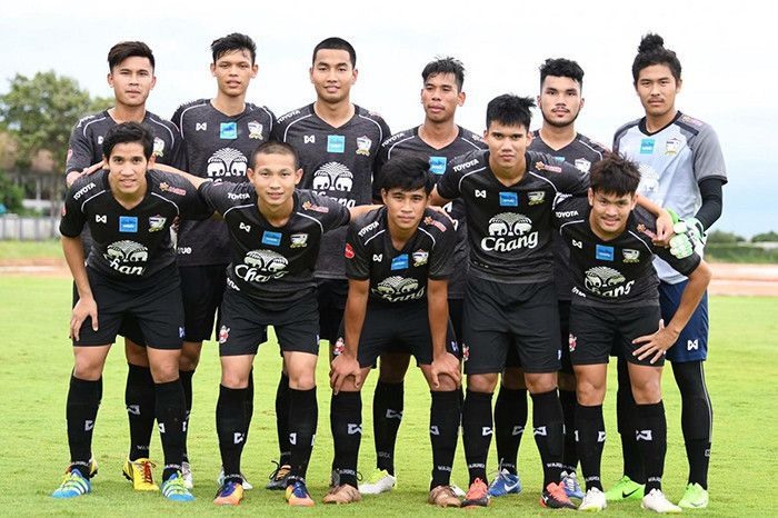 Thái Lan tính việc sử dụng đội U21 đá vòng loại U23 Châu Á 2022. Ảnh: SMM Sport